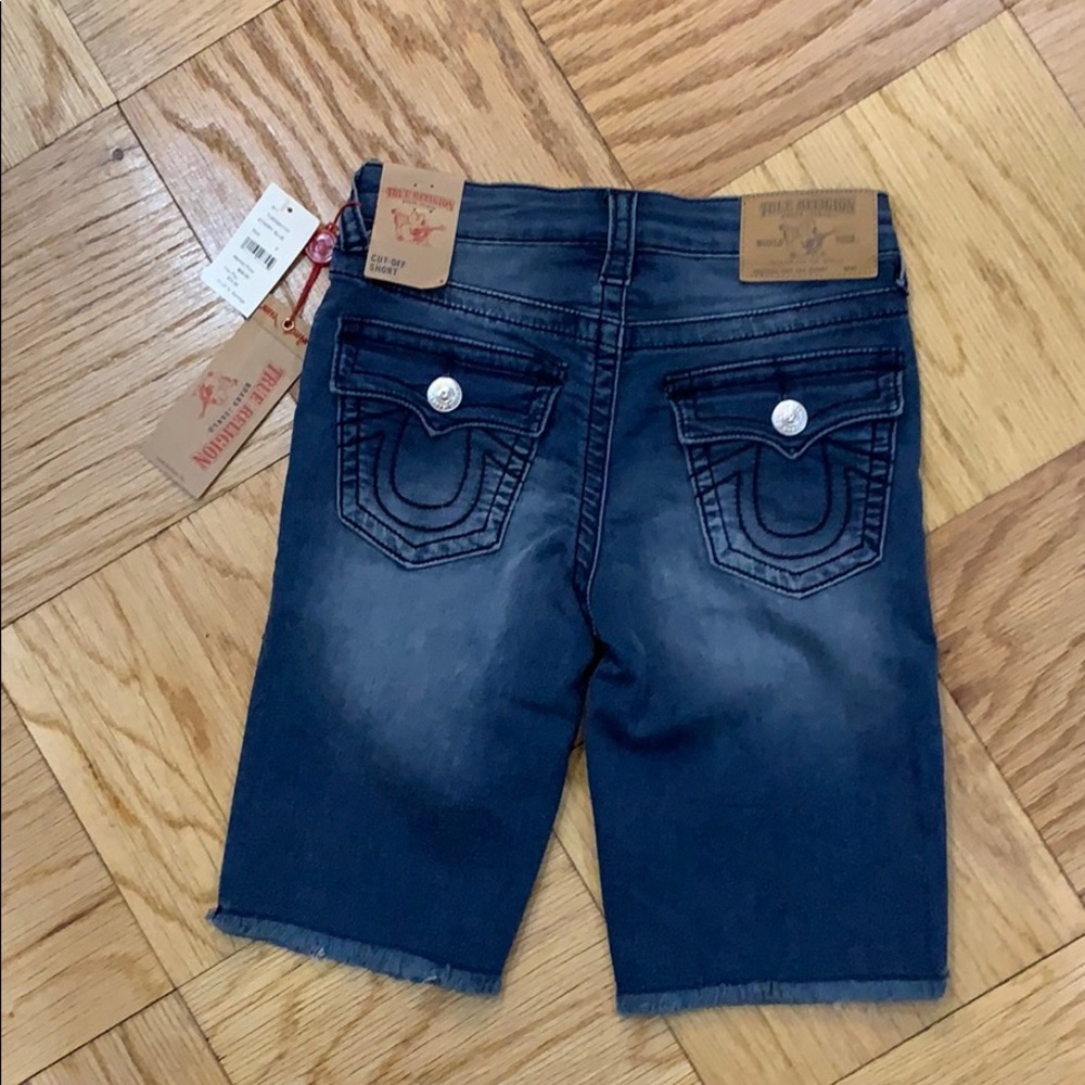 Kids cut-off short